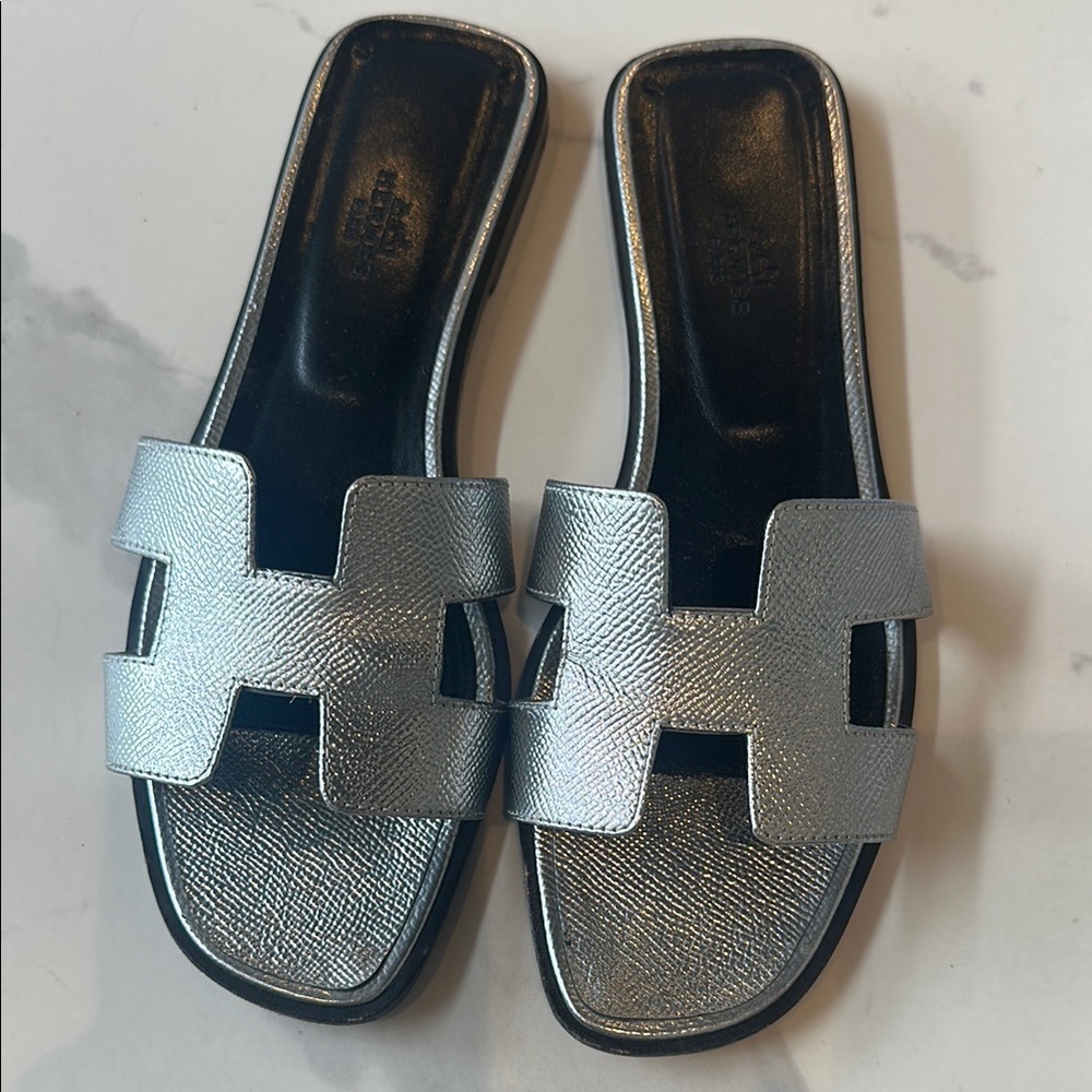 Hermes Oran Silver metallic Slide Sandals